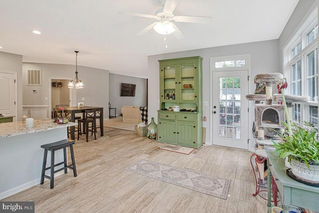 15 BURKE DR, Fredericksburg, VA 22406