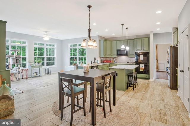 15 BURKE DR, Fredericksburg, VA 22406