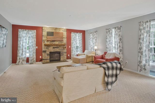 15 BURKE DR, Fredericksburg, VA 22406