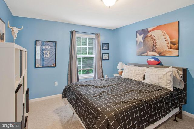 15 BURKE DR, Fredericksburg, VA 22406