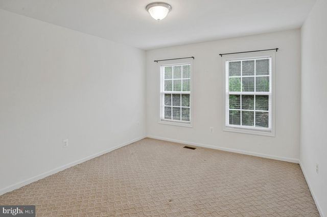 15 BURKE DR, Fredericksburg, VA 22406