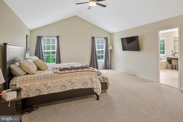15 BURKE DR, Fredericksburg, VA 22406