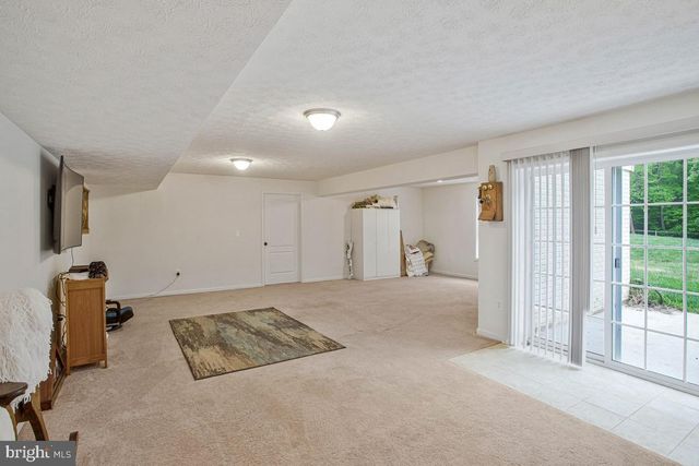 15 BURKE DR, Fredericksburg, VA 22406