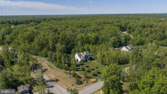 15 BURKE DR, Fredericksburg, VA 22406