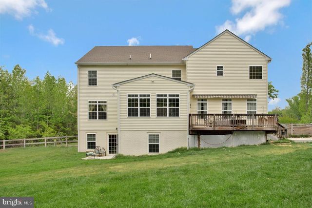 15 BURKE DR, Fredericksburg, VA 22406