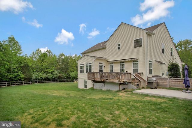 15 BURKE DR, Fredericksburg, VA 22406