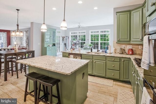15 BURKE DR, Fredericksburg, VA 22406