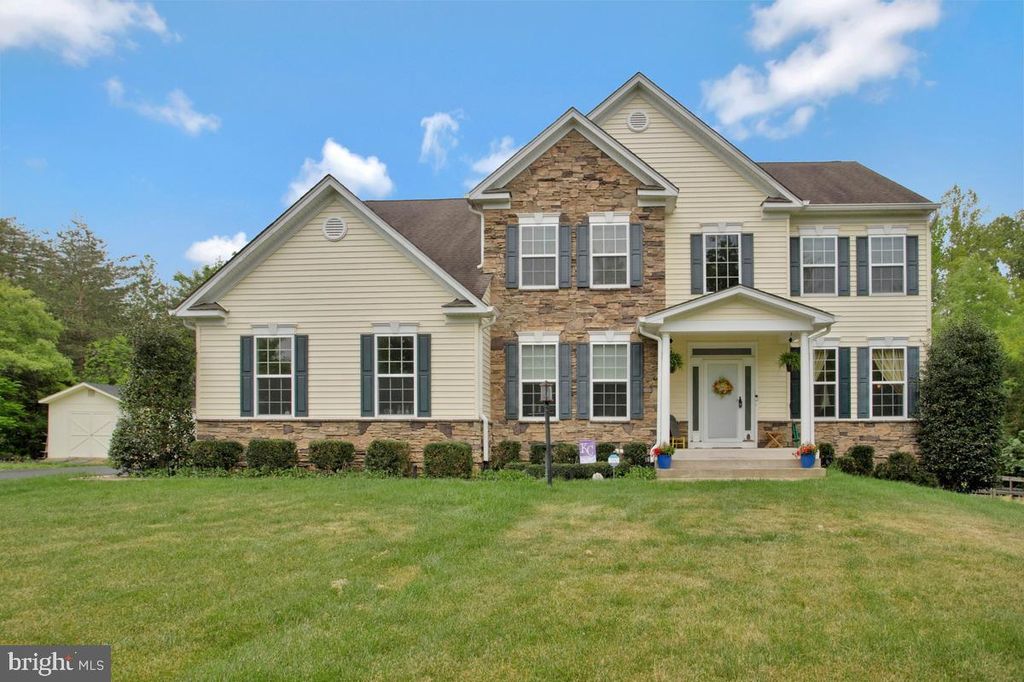15 BURKE DR, Fredericksburg, VA 22406