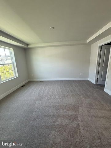 1811 SMITH ISLAND RD, Baltimore, MD 21244