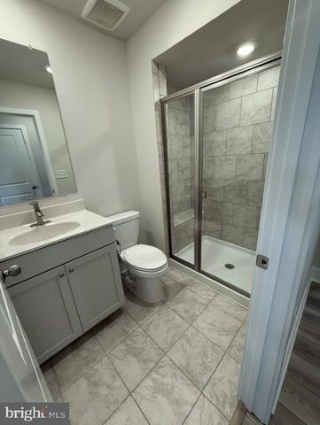 1811 SMITH ISLAND RD, Baltimore, MD 21244