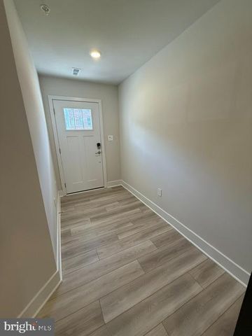 1811 SMITH ISLAND RD, Baltimore, MD 21244
