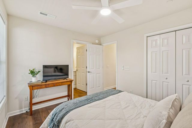 2262 Folly Road 2b, Charleston, SC 29412