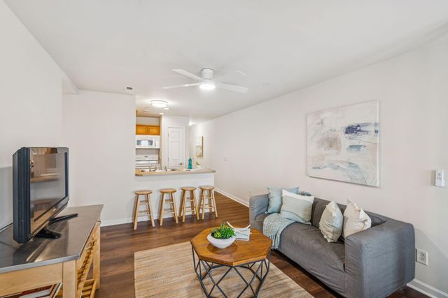 2262 Folly Road 2b, Charleston, SC 29412