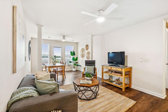 2262 Folly Road 2b, Charleston, SC 29412