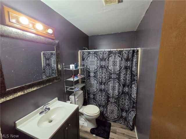 1814 Victoria Street SW, Warren, OH 44485