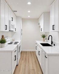 5400 Newcastle Avenue 68, Encino, CA 91316