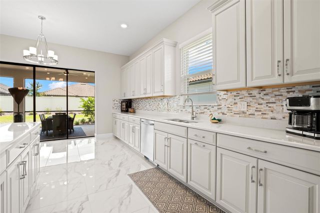 4727 FRECCIA LOOP, Wesley Chapel, FL 33543