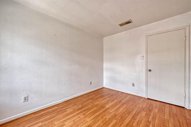 8299 Cambridge Street 1705, Houston, TX 77054