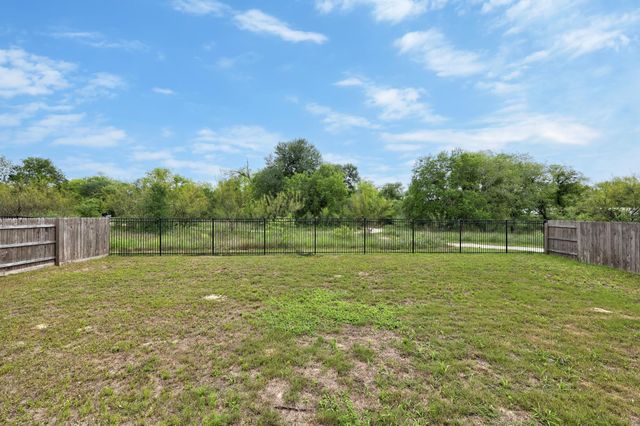 8109 Annalise DR, Austin, TX 78744