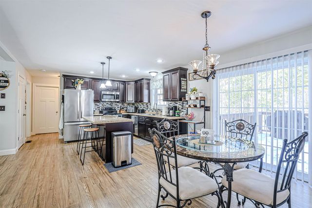 35 Reservoir Road, Meredith, NH 03253