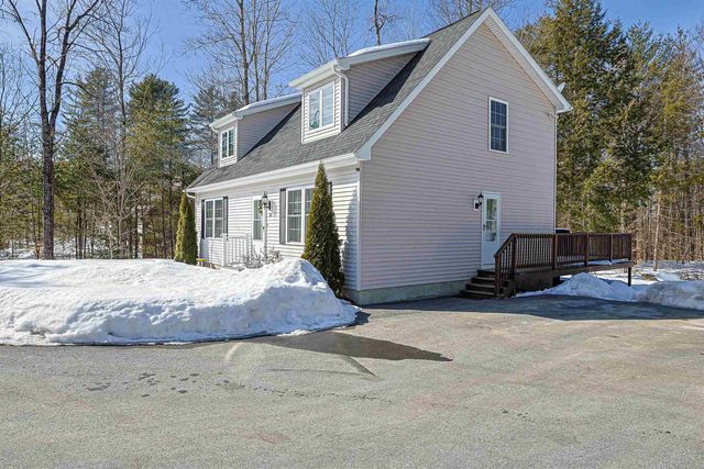 35 Reservoir Road, Meredith, NH 03253