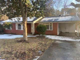 23 Point O Woods Drive, Little Rock, AR 72204