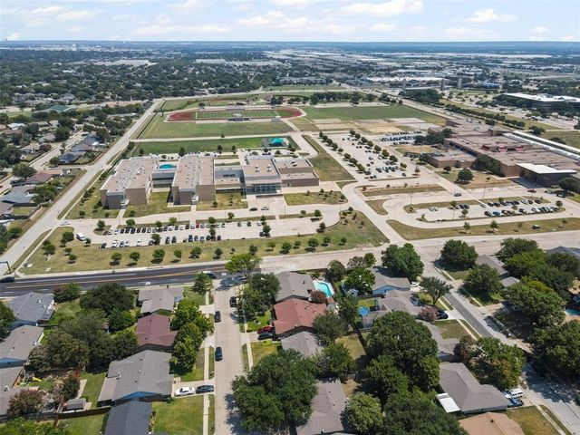 100 Countryside Drive, Arlington, TX 76014