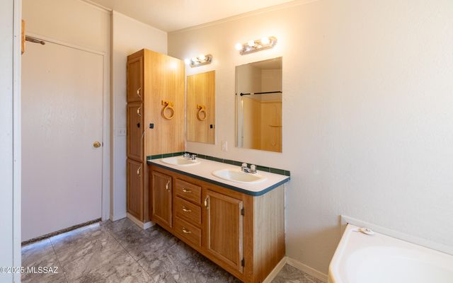 12891 W Wailaki Way, Tucson, AZ 85743