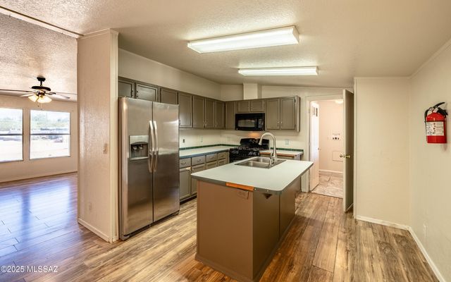 12891 W Wailaki Way, Tucson, AZ 85743