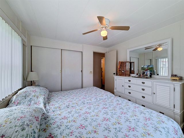 5206 WISTERIA CIRCLE, New Port Richey, FL 34653