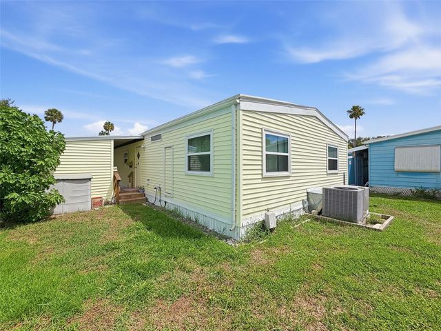 5206 WISTERIA CIRCLE, New Port Richey, FL 34653