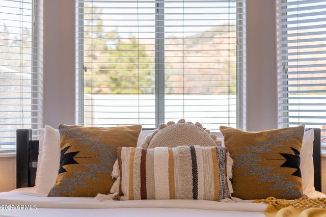 9 MONTAZONA Trail, Sedona, AZ 86351