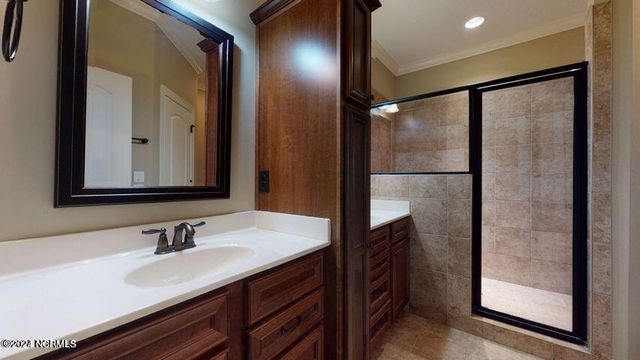 2005 Leighton Drive, Greenville, NC 27834