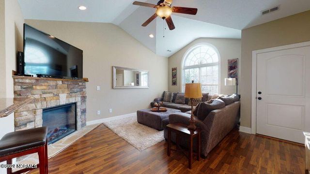 2005 Leighton Drive, Greenville, NC 27834