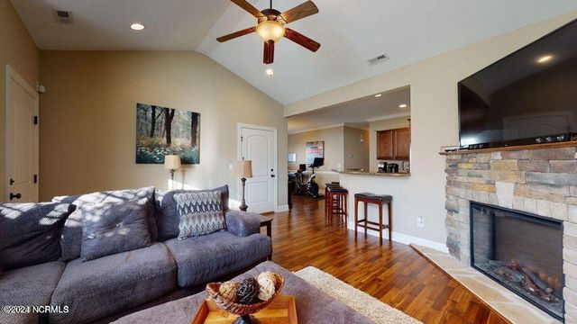 2005 Leighton Drive, Greenville, NC 27834