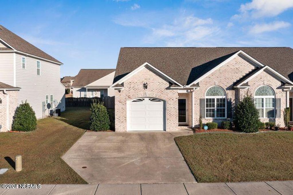 2005 Leighton Drive, Greenville, NC 27834