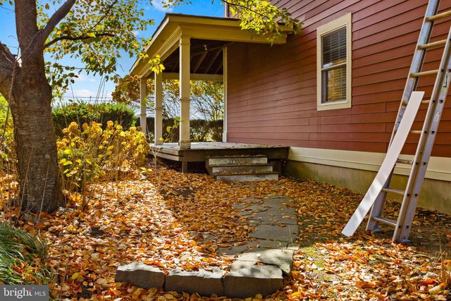 1693 BURLINGTON JACKSONVILLE RD, Bordentown, NJ 08505