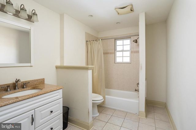 1693 BURLINGTON JACKSONVILLE RD, Bordentown, NJ 08505