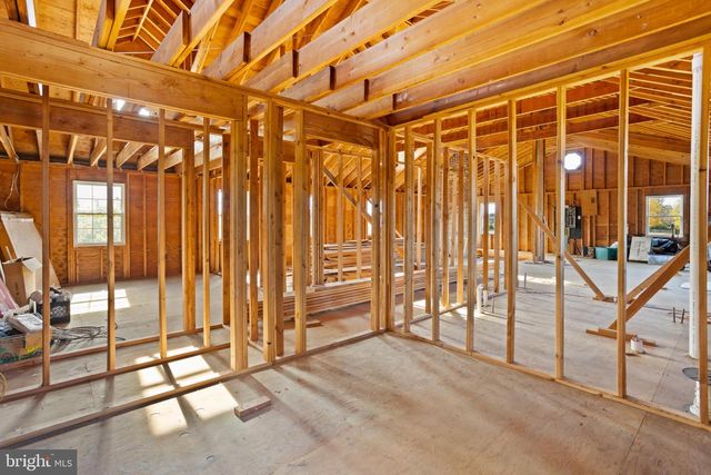 1693 BURLINGTON JACKSONVILLE RD, Bordentown, NJ 08505