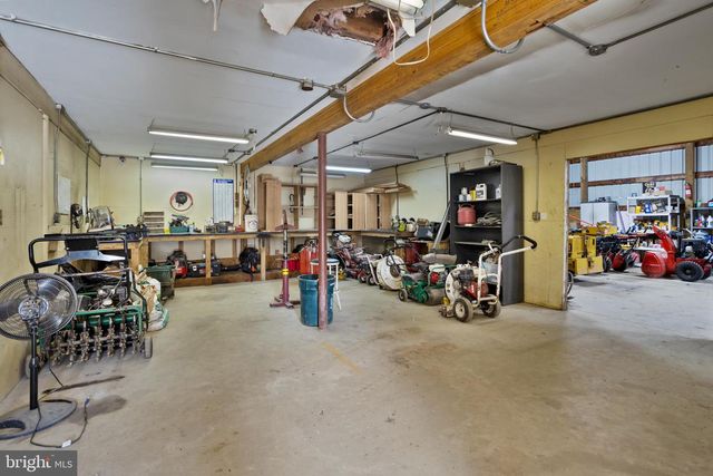 1693 BURLINGTON JACKSONVILLE RD, Bordentown, NJ 08505