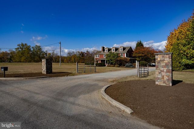 1693 BURLINGTON JACKSONVILLE RD, Bordentown, NJ 08505