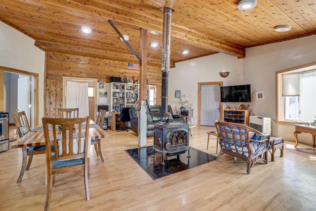 745a Applewood Road, Honeydew, CA 95545