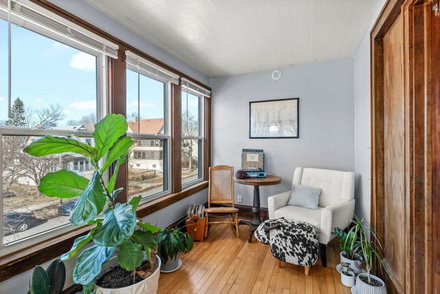 1038 16th Avenue SE, Minneapolis, MN 55414