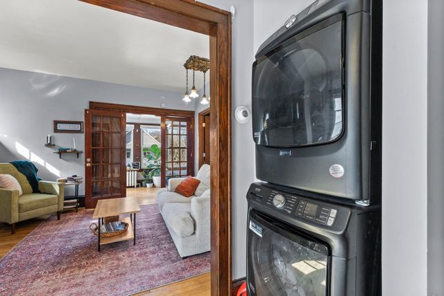 1038 16th Avenue SE, Minneapolis, MN 55414