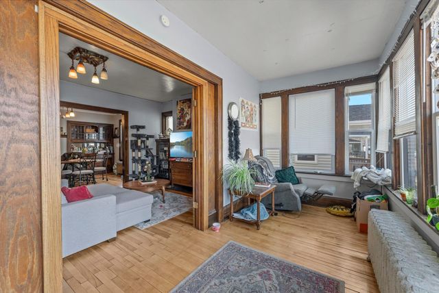 1038 16th Avenue SE, Minneapolis, MN 55414