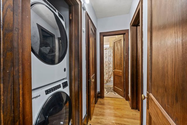 1038 16th Avenue SE, Minneapolis, MN 55414