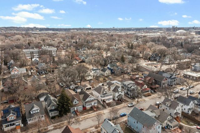 1038 16th Avenue SE, Minneapolis, MN 55414