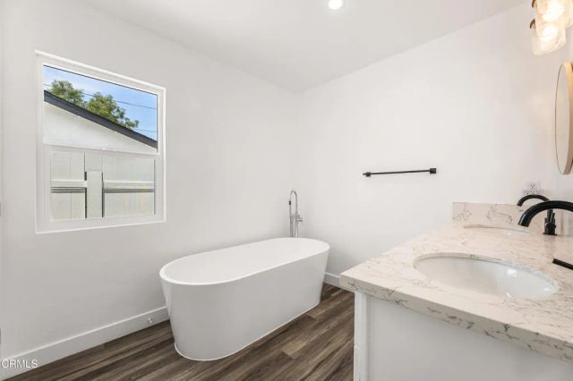 7637 Radford Avenue, Los Angeles, CA 91605