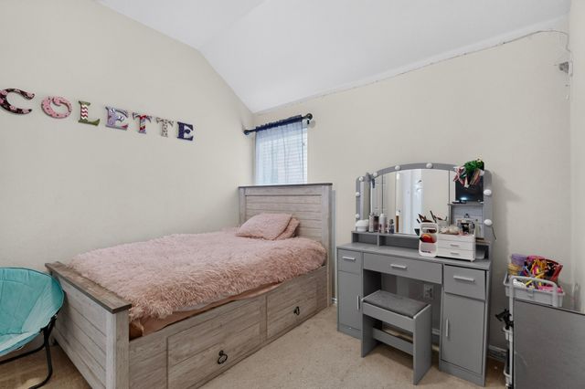 404 Castle Street, Desoto, TX 75115