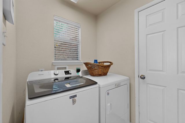 404 Castle Street, Desoto, TX 75115